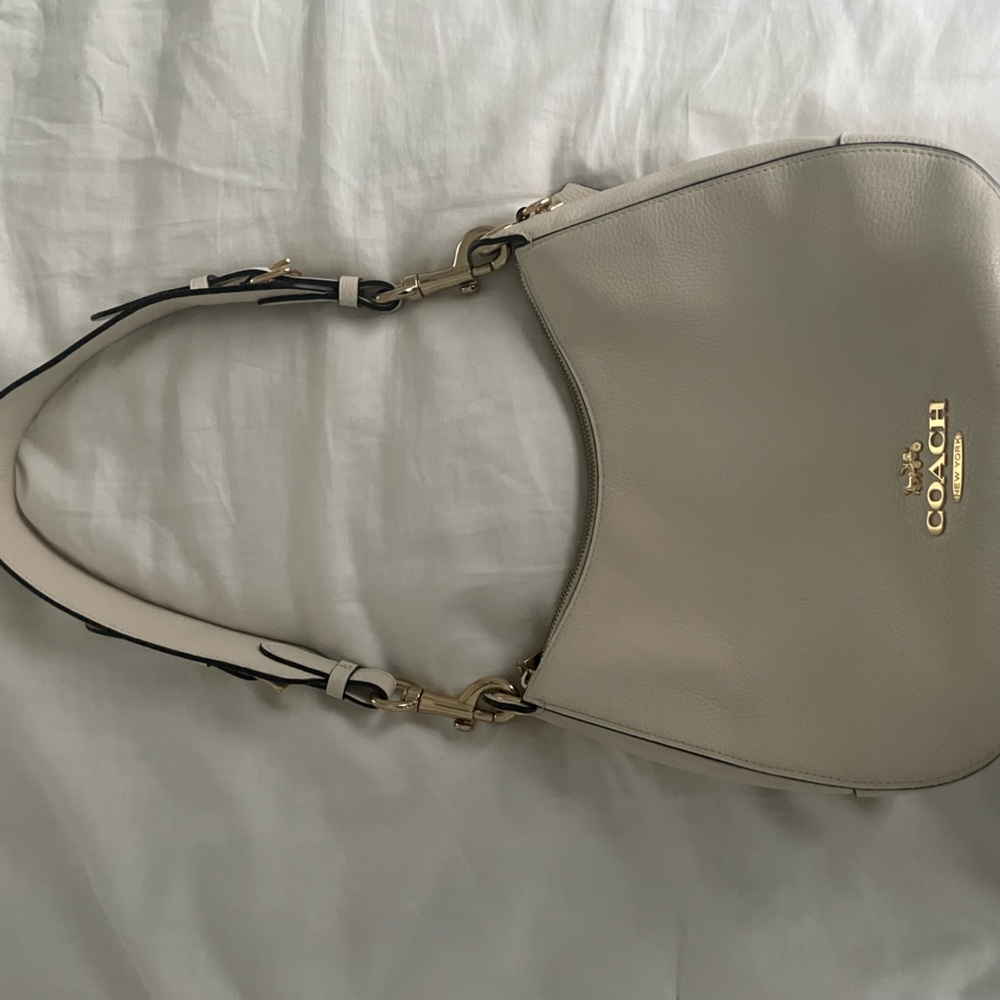 Coach hobo style bag (used)